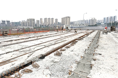 高家花园复线桥主桥主体完工了&nbsp;主线有望年底通车