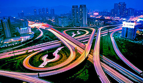 缓解停车难，我市今年将开建80个停车场