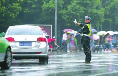 严查疲劳驾驶&nbsp;重庆高速首次启用货运车辆连续驾驶时长查询系统
