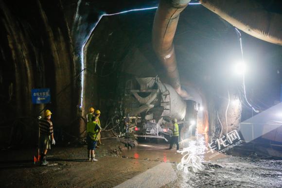 下穿6条铁路&nbsp;轨道9号线这个区间段预计下月贯通