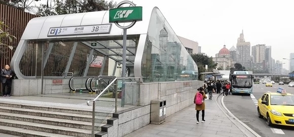 离轨道站出口更近！&nbsp;主城将优化118个公交站