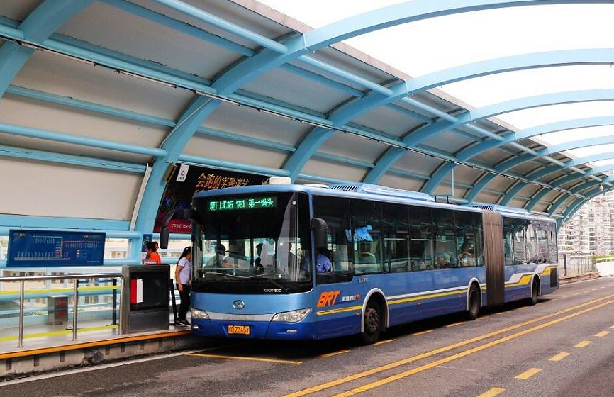 川渝年内将再开行10条跨省城际公交