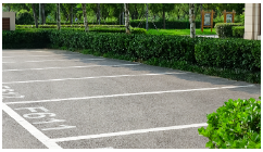 两江新区盘活资源规范管理&nbsp;为群众“盘”出近8万个停车位